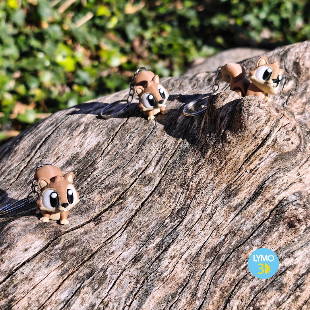 Llavero ardilla articulada