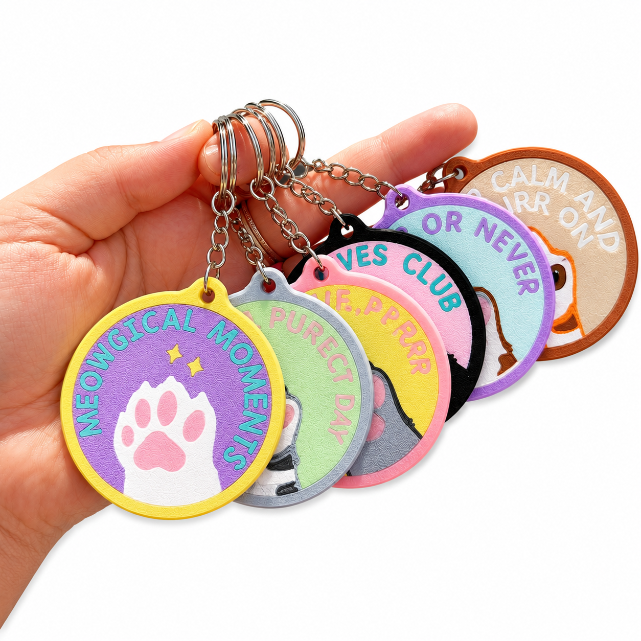 Michipatitas: Charity keychains made with love