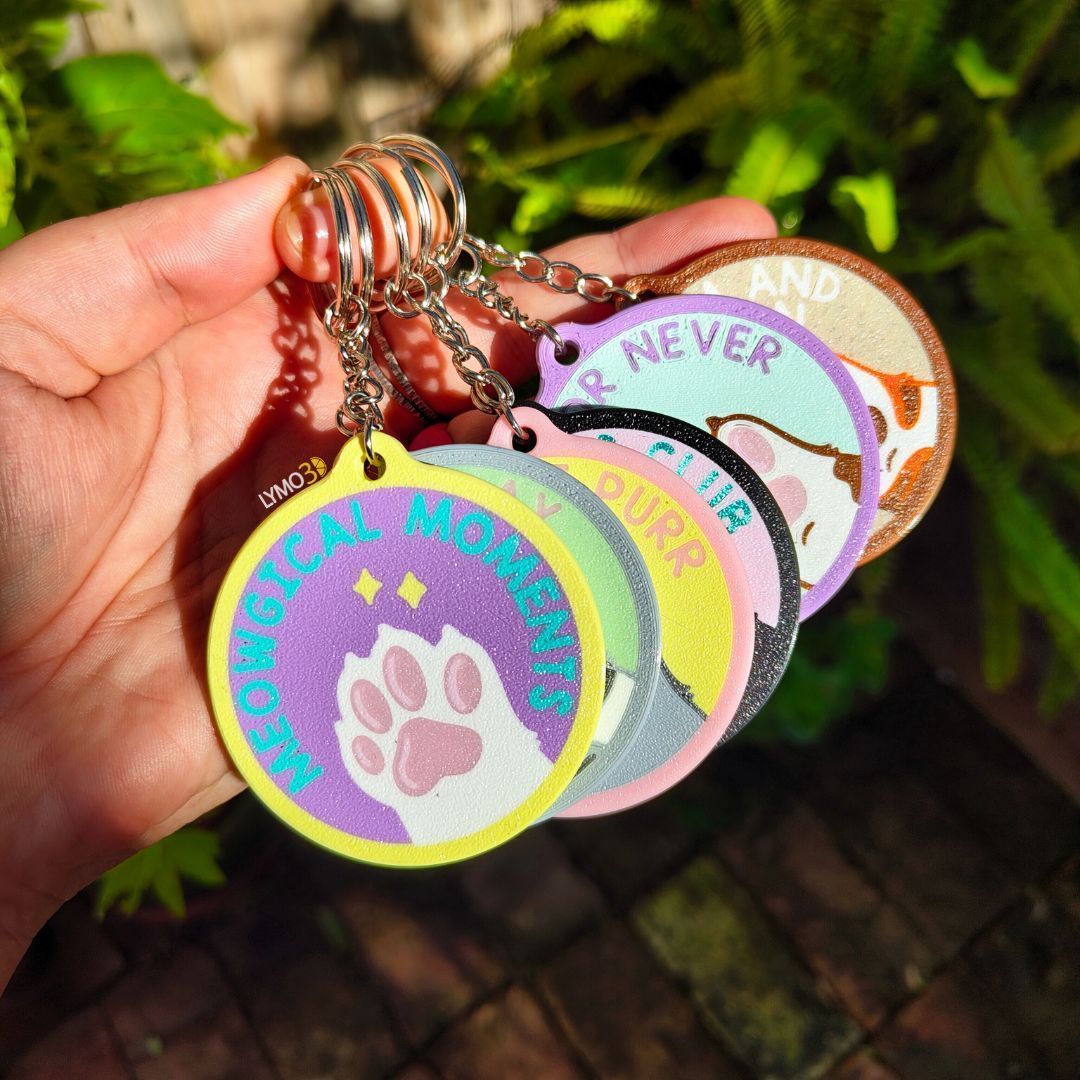 Michipatitas: Charity keychains made with love