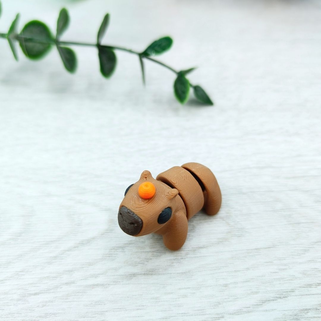 Gelenkiges Mini-Wasserschwein