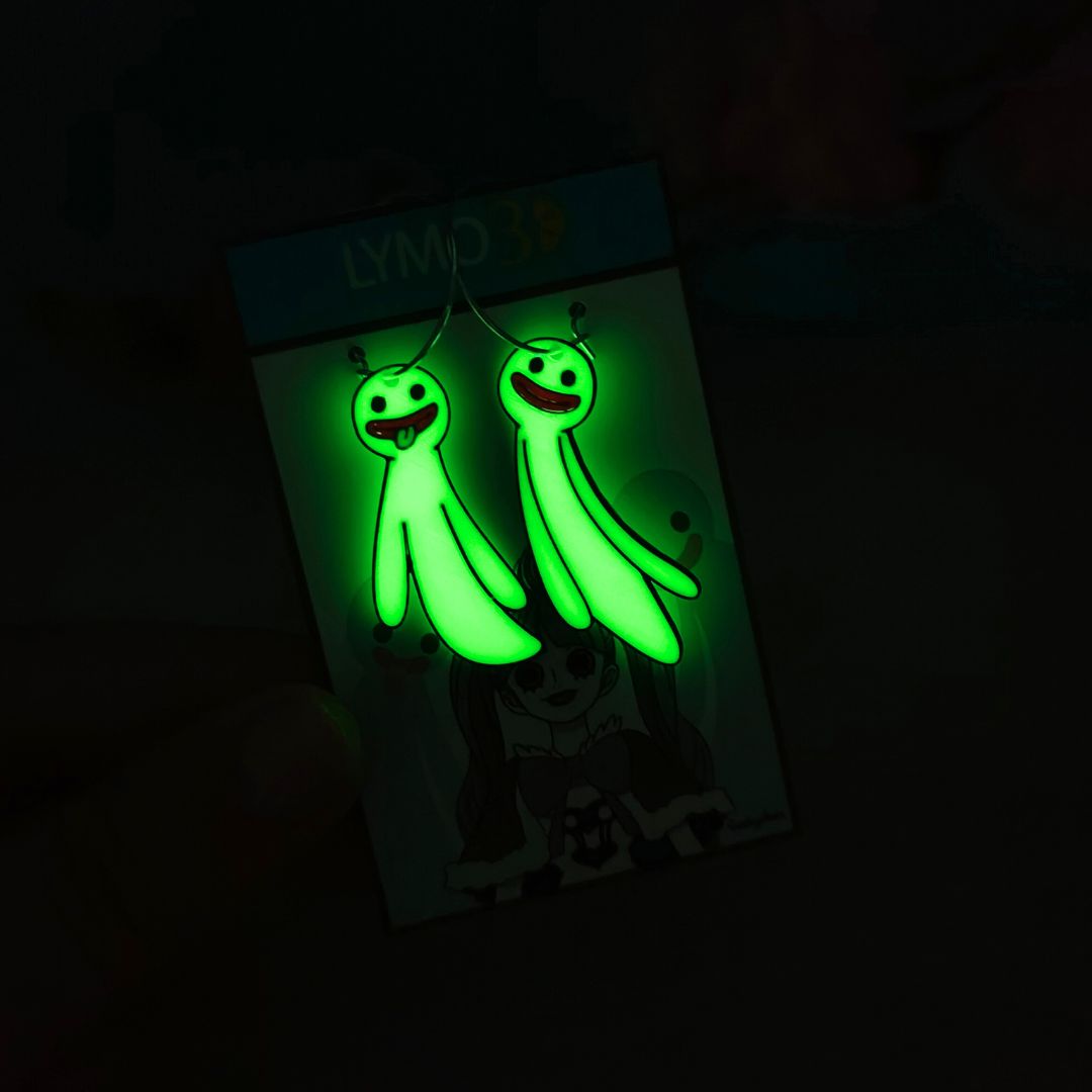 Pendientes fantasmas fluorescentes