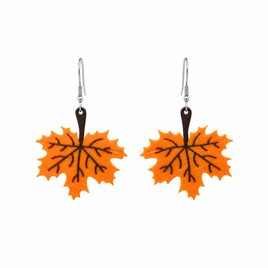 Ohrringe in Herbstblattform