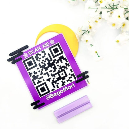 CUSTOM QR