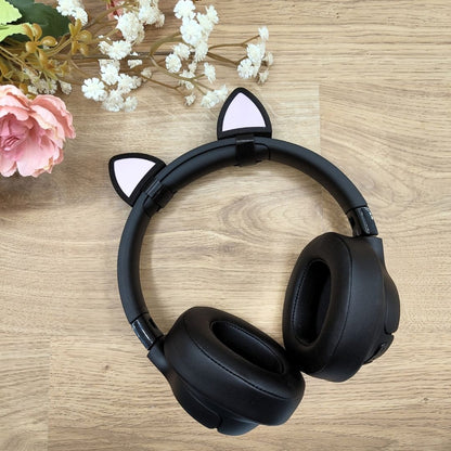 Orejas de gato negro