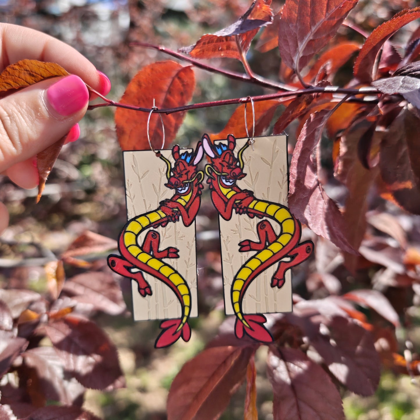 Pendientes dragón rojo