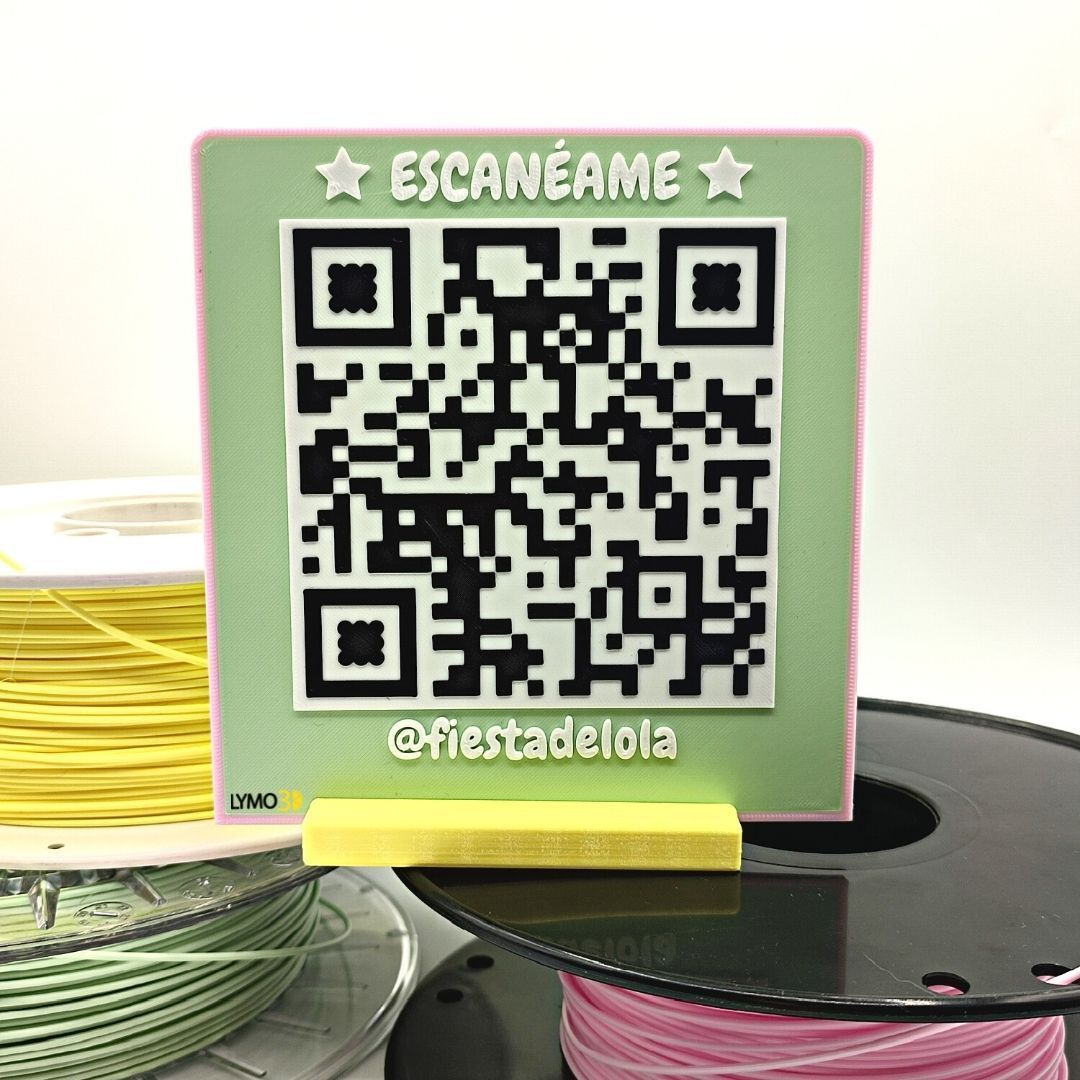 Custom basic QR code